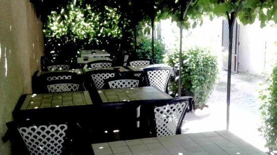 Le Bar a Tain