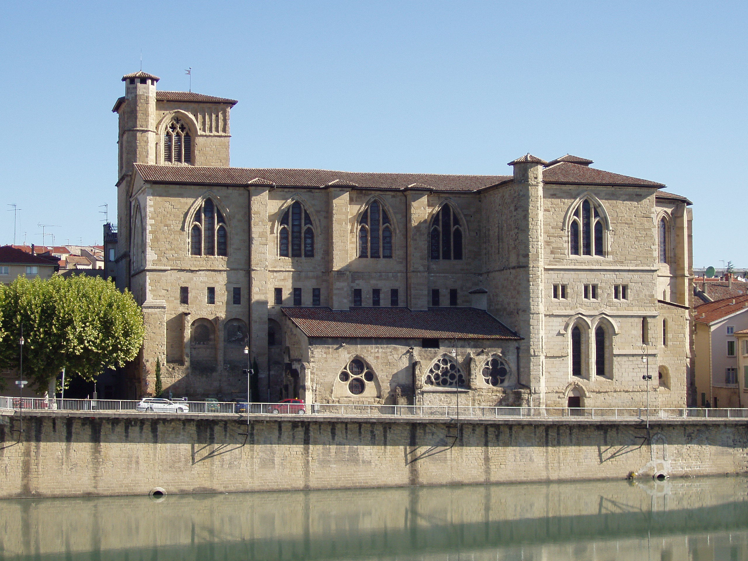 collégiale Saint-Barnard