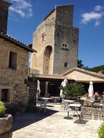 Les Hospitaliers
